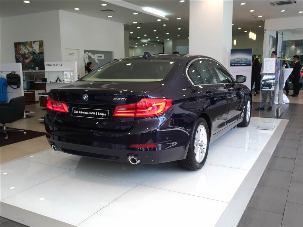 Ra mắt BMW 5 Series (45)