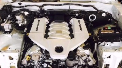 Hilux động cơ V8 C63 AMG