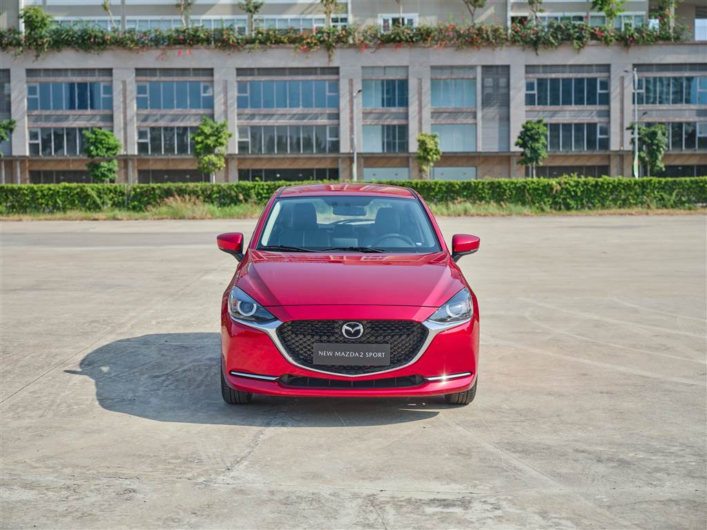 Ra mắt Mazda 2 2020