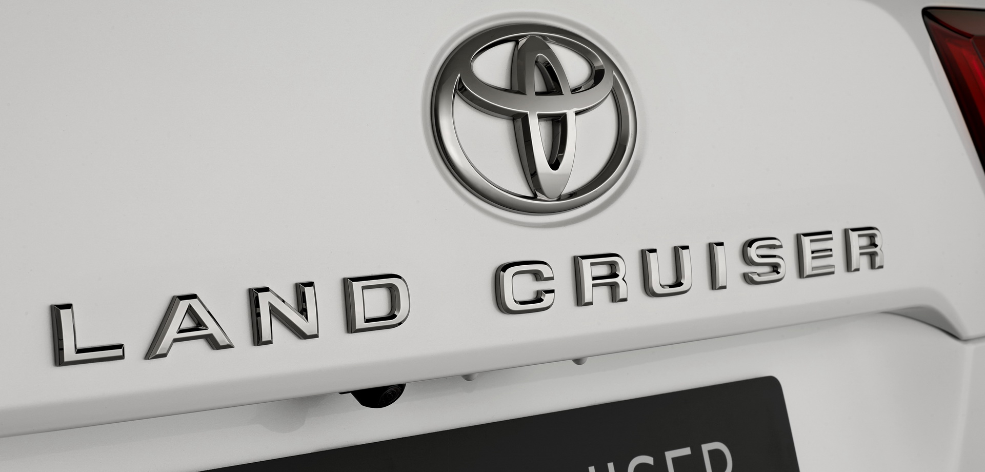 Toyota Land Cruiser mới 