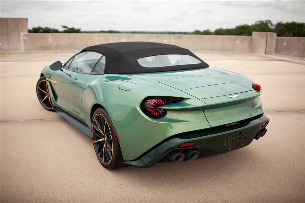 Aston Martin Vanquish Zagato Volante 