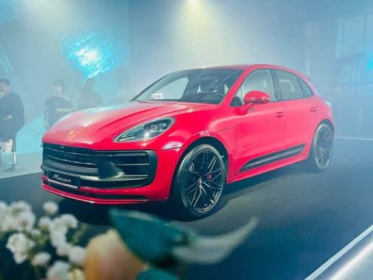 Macan GTS ra mắt