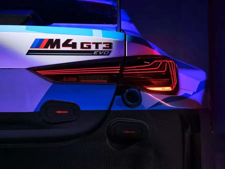 BMW ra mắt M4 GT3 Evo mới tại Nurburgring