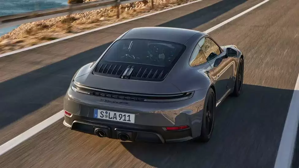 Porsche 911 GTS mới ra mắt có hệ thống T-hybrid hoạt động khác biệt