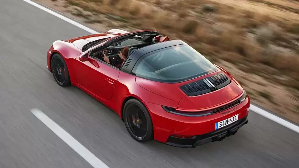 Porsche 911 GTS mới ra mắt có hệ thống T-hybrid hoạt động khác biệt