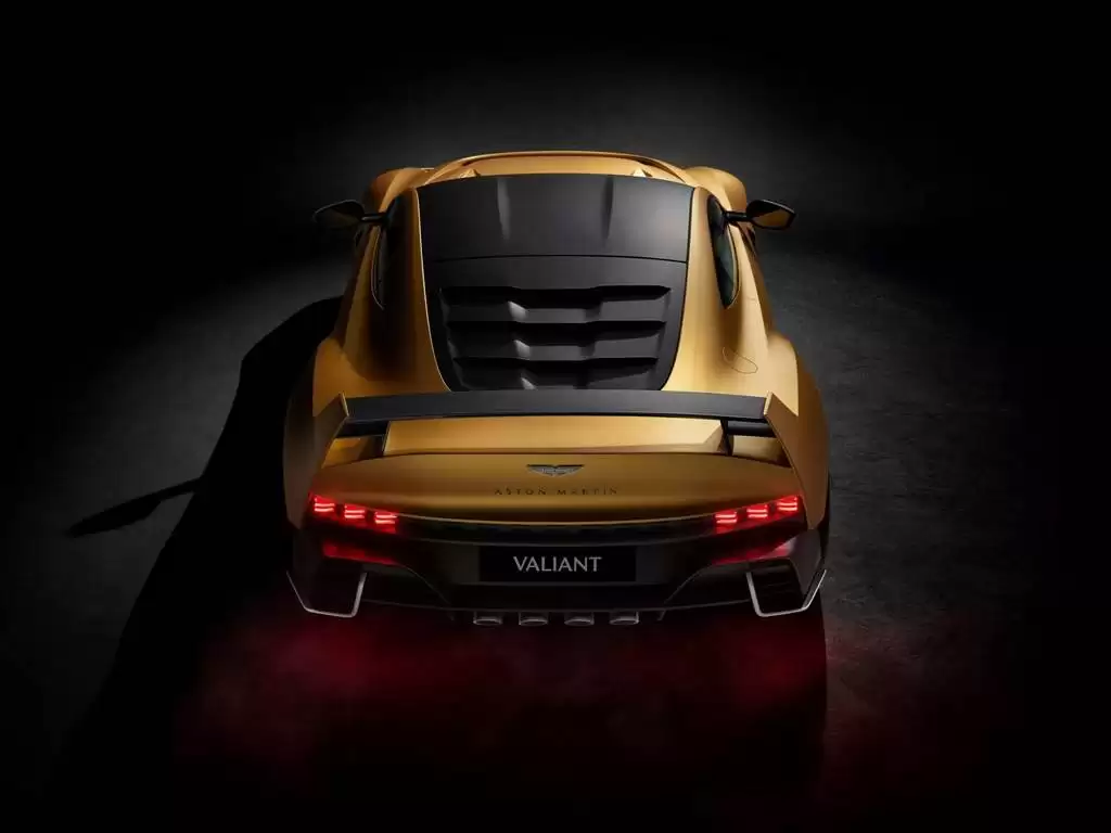 Aston Martin Valiant đặc biệt với số tay 6 cấp
