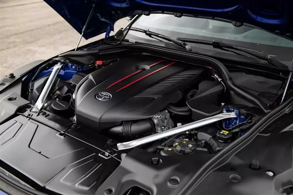 Toyota GR Supra 2025 loại bỏ động cơ 4 xi-lanh