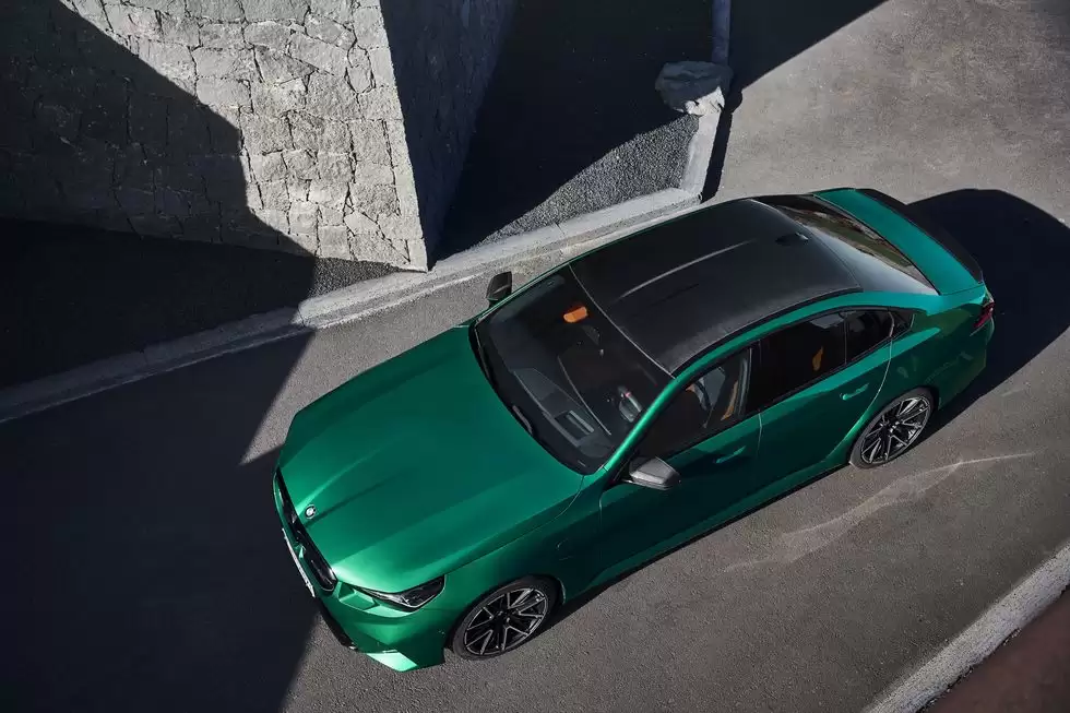 Cận cảnh BMW M5 – đỉnh cao của hiệu suất hybrid