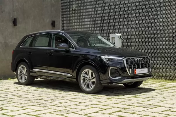 Audi Q7 và Q8 phiên bản mới đã có mặt tại showroom trên toàn quốc