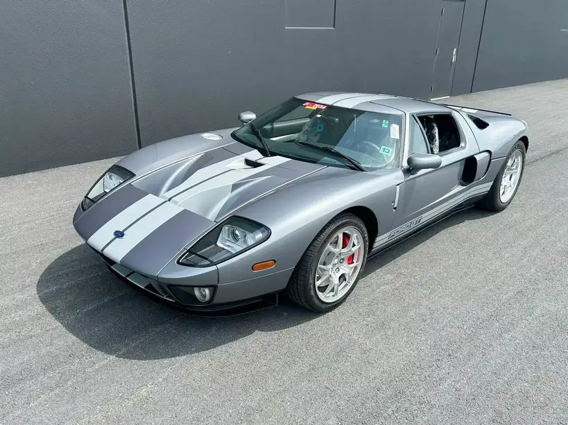 Hàng hiếm Ford GT 2006 chỉ lăn bánh 24km