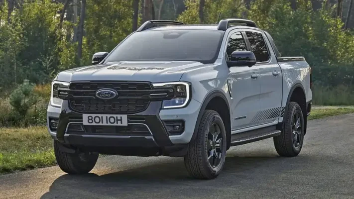 Mẫu Ford Ranger PHEV mạnh nhất không bán ở Việt Nam