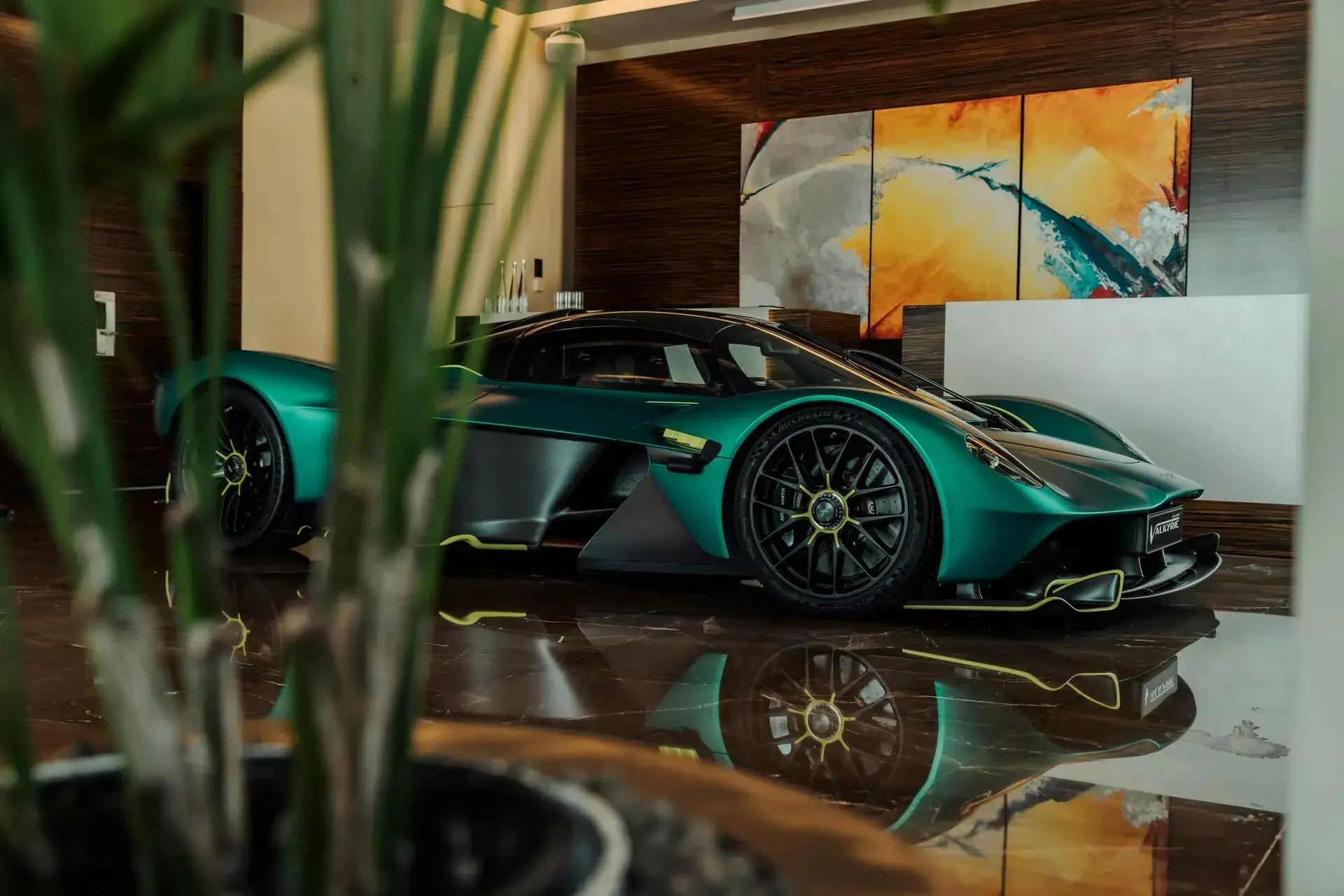  Aston Martin Valkyrie của Fernando Alonso như xe F1