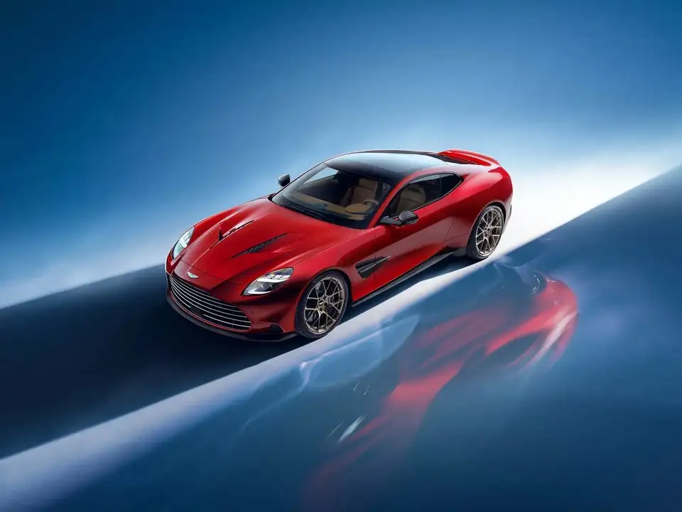 Aston Martin Vanquish mạnh nhất trong lịch sử của thương hiệu