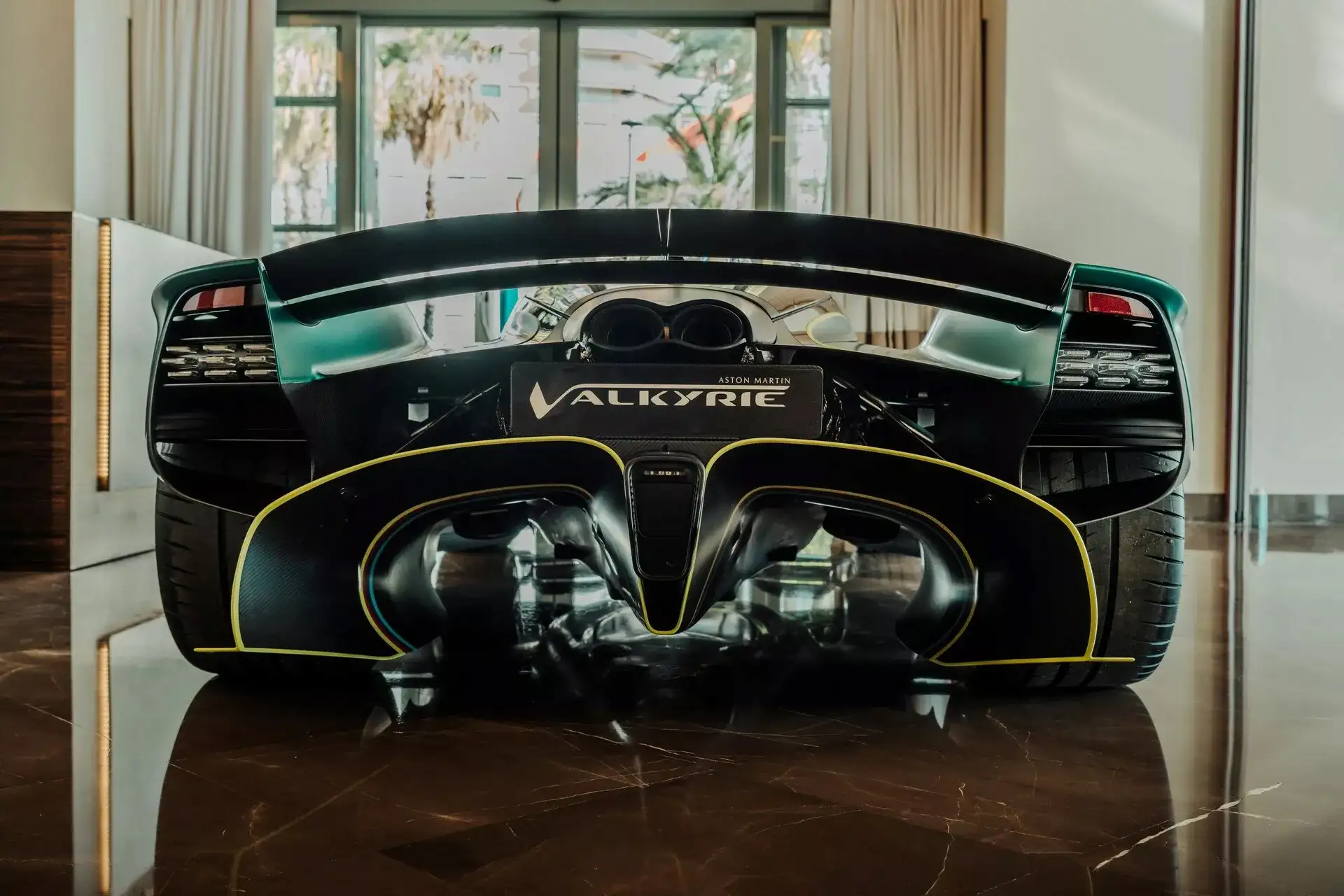  Aston Martin Valkyrie của Fernando Alonso như xe F1