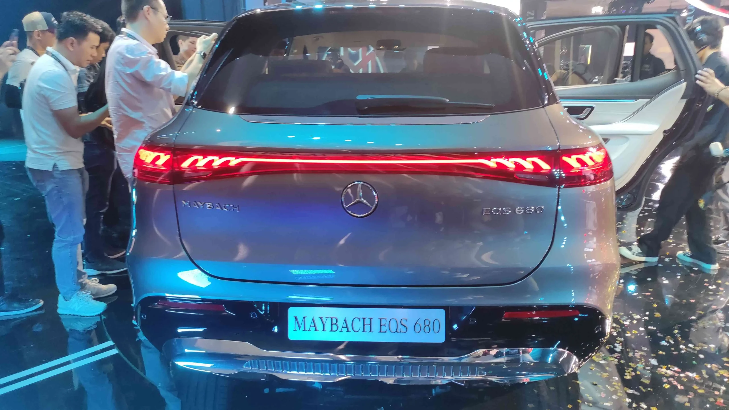 Mercedes Maybach EQS 680 ra mắt tại triển lãm Mercedes-Benz The Advantgarde