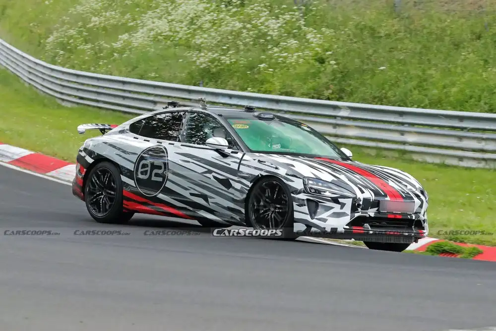 SU7 Ultra lật đổ Porsche Taycan Turbo GT hơn 20 giây tại Nurburgring