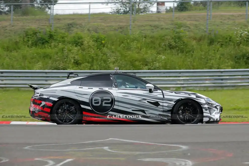 SU7 Ultra lật đổ Porsche Taycan Turbo GT hơn 20 giây tại Nurburgring