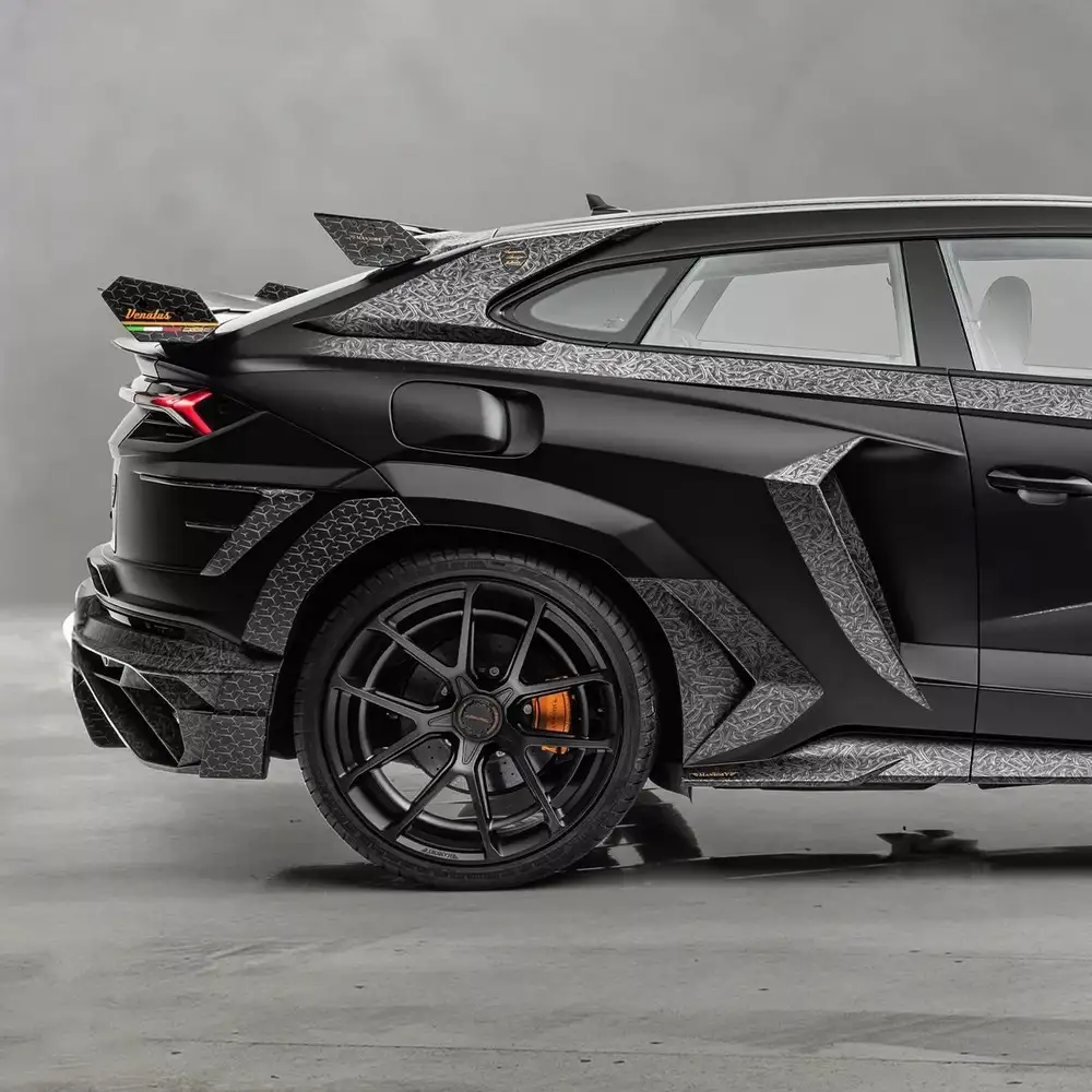 Mansory bịt cửa Lamborghini Urus thành SUV 2 cửa