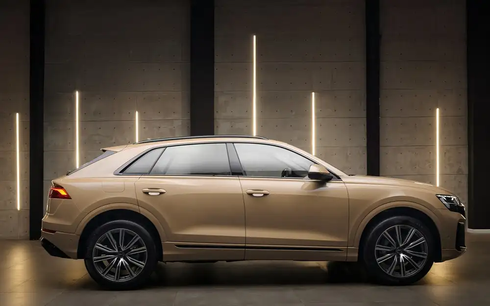 Đo sóng não EEG soi cảm xúc khi tương tác với Audi Q8