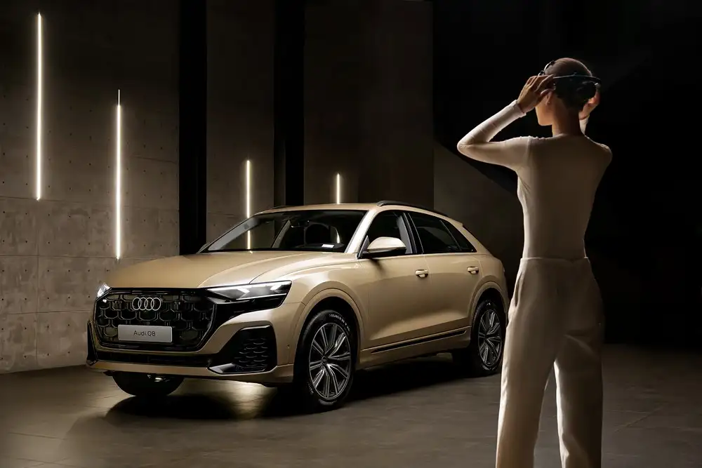 Đo sóng não EEG soi cảm xúc khi tương tác với Audi Q8