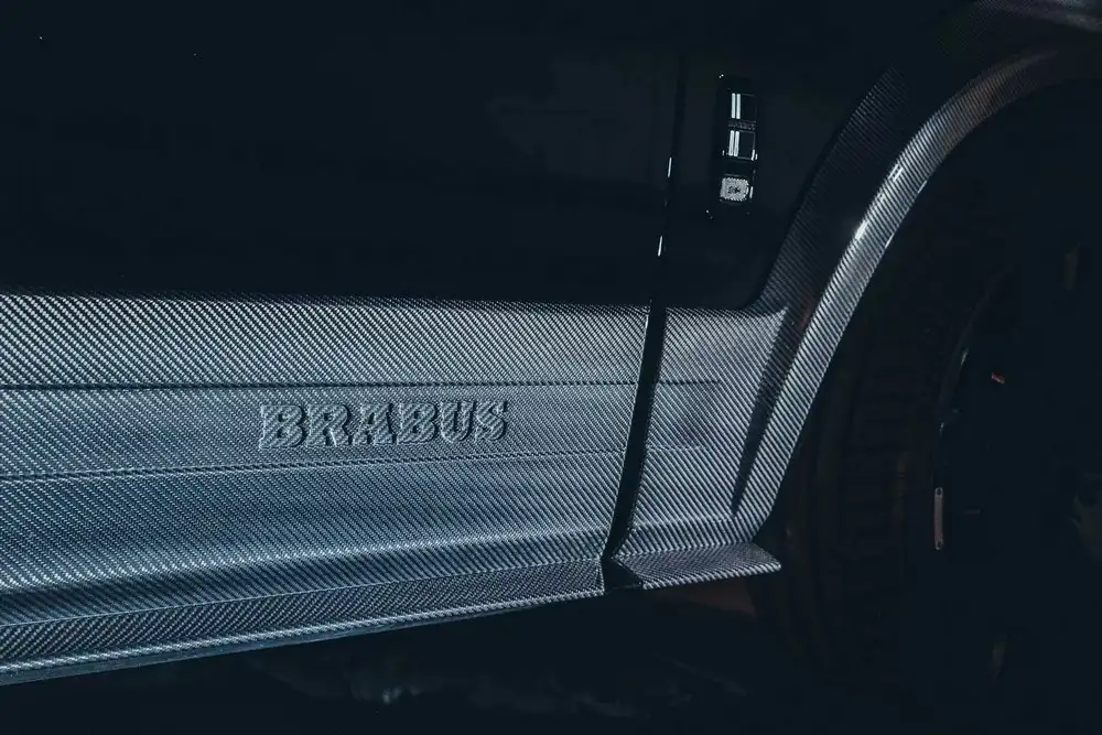 Brabus biến Rolls-Royce Cullinan thành Toyota Century