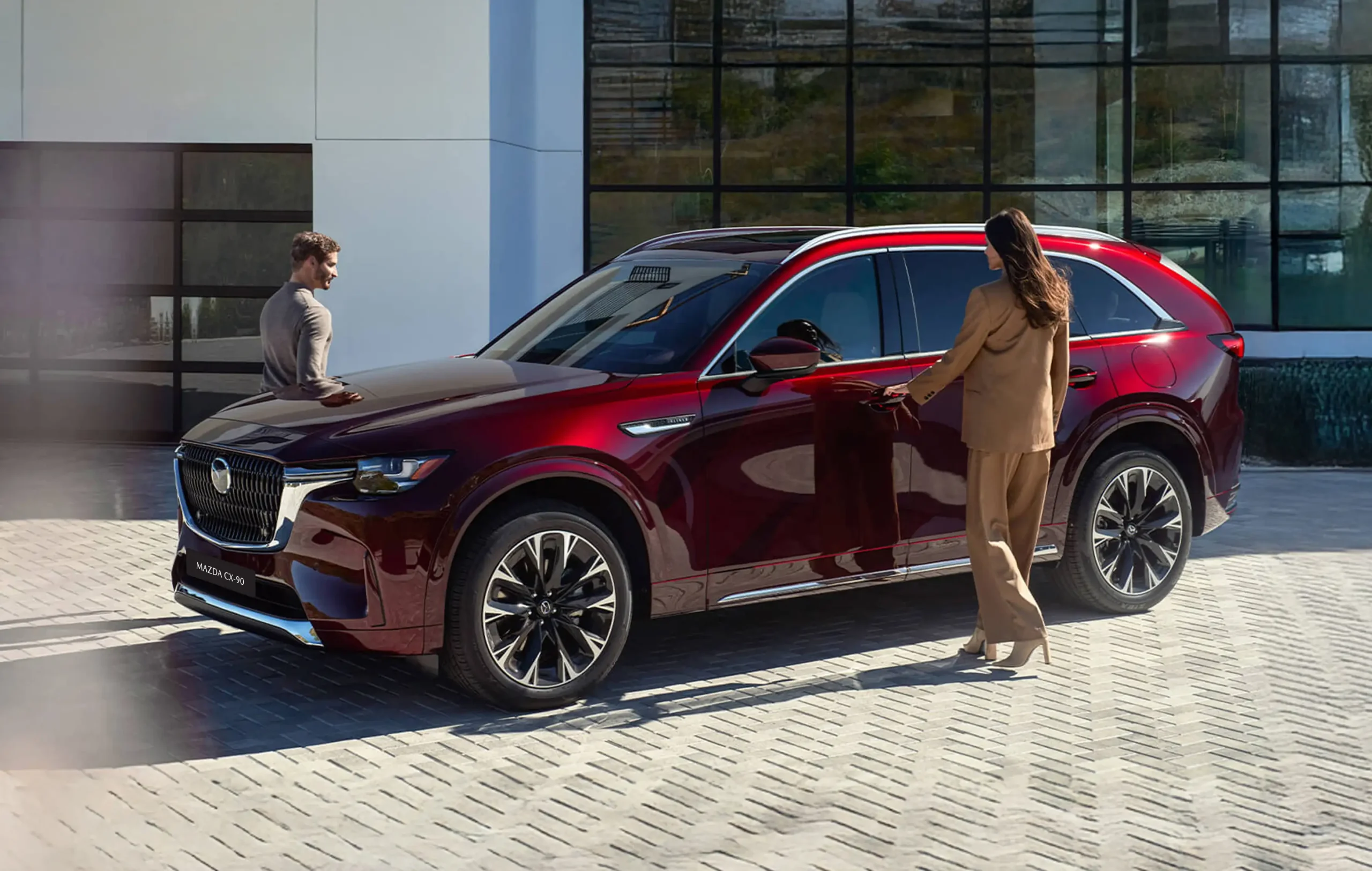 Mazda định vị "Japanese Premium", mở rộng dải sản phẩm Hybrid tại Việt Nam