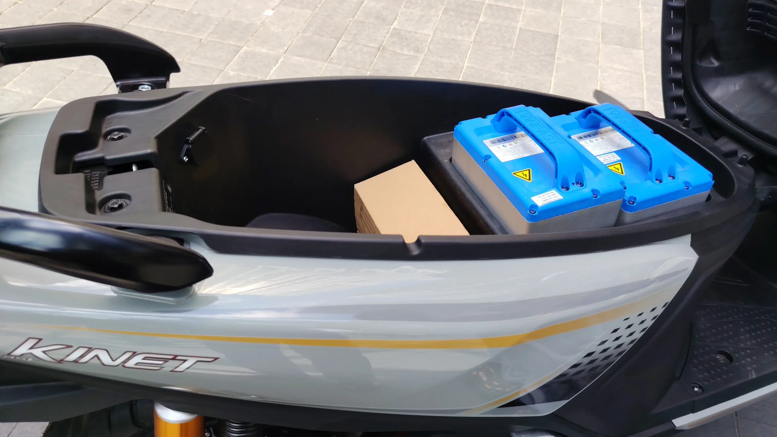 VinFast ra mắt thêm xe máy điện Kinet và Kyo