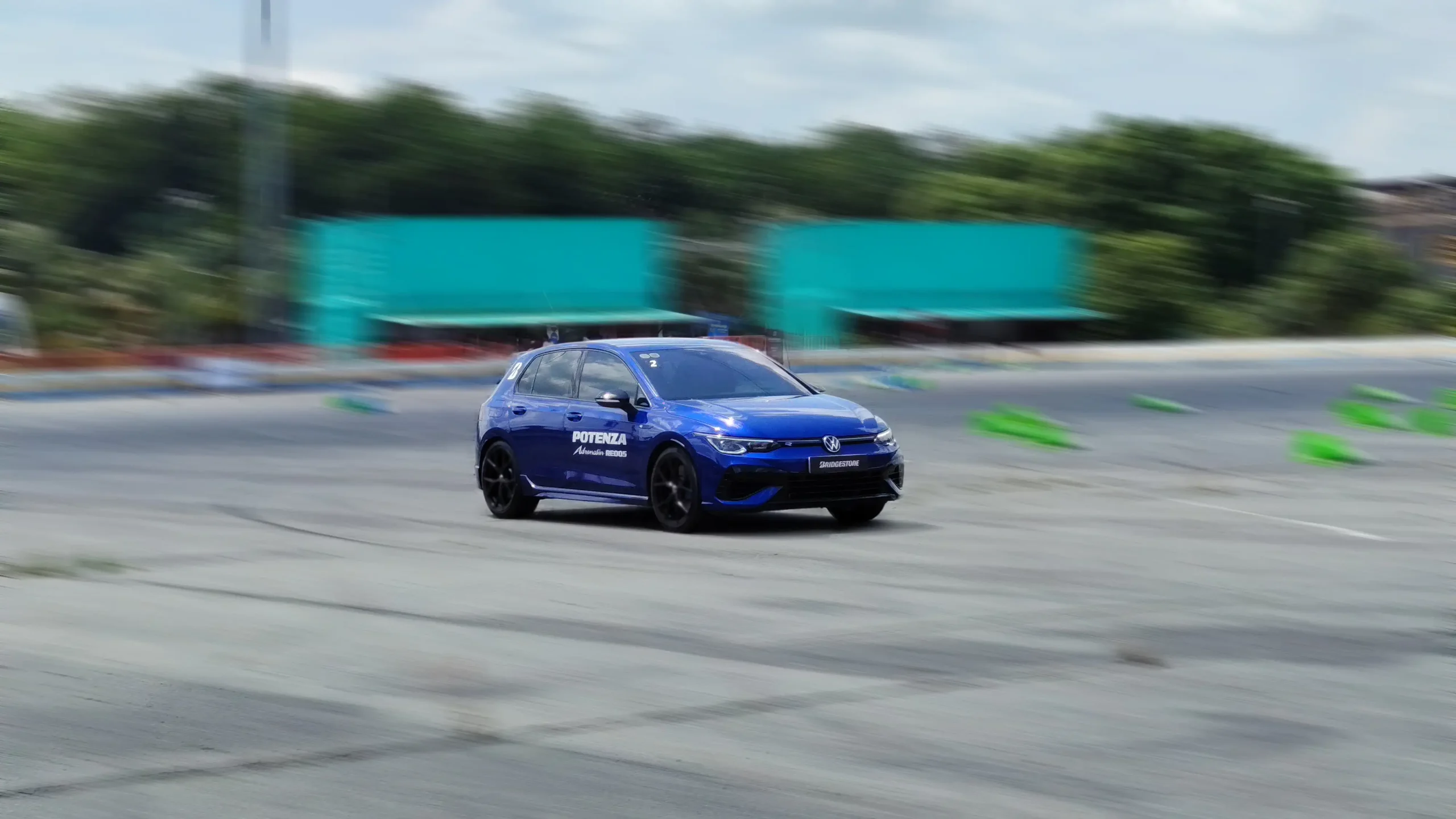 Lốp Bridgestone Potenza Adrenalin RE005