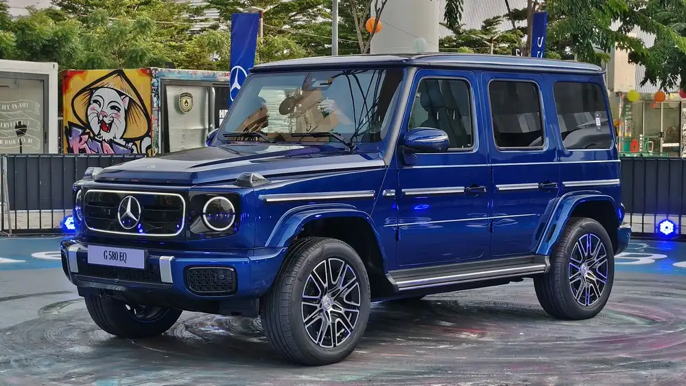 Mercedes-Benz Việt Nam ra mắt loạt xe điện hóa mới, giá từ 1,59 tỷ đồng